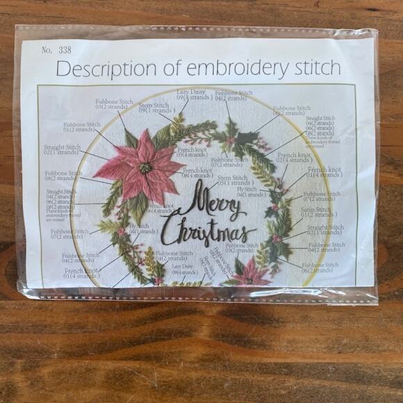 Reewisly Set of 4 Christmas Embroidery Kits - Reindeer, Stocking, Wreath - Picture 5 of 6